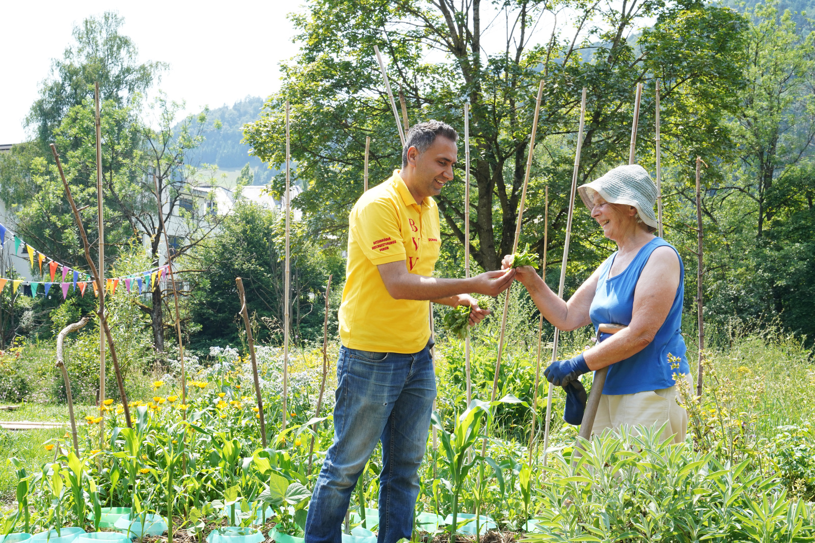 HEKSFoto_ 230610_HEKS-Garten Lichtensteig _Michèle Mettler_47914 (4).jpg