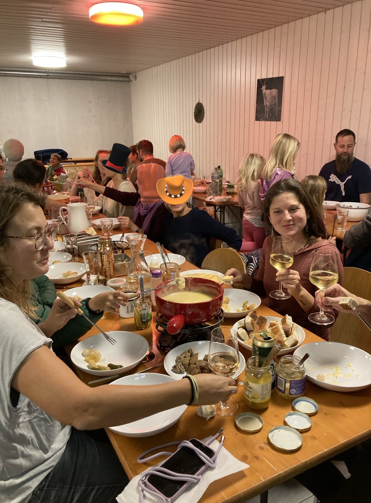 Fondueplausch.jpg Fondueplausch.jpg